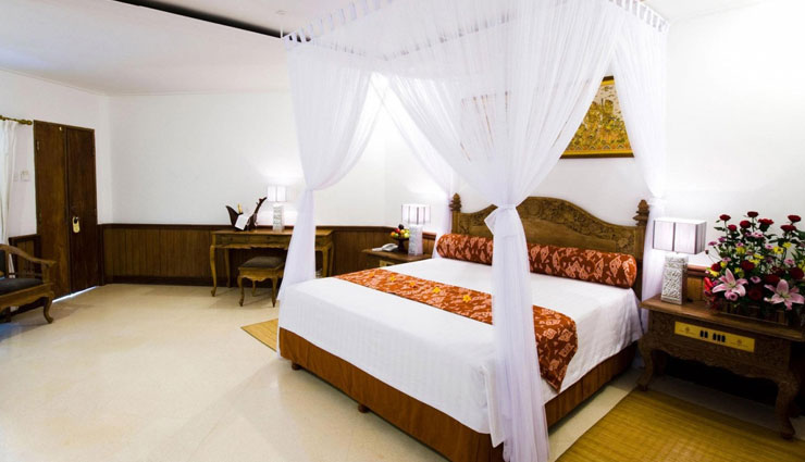 आपके घर का रंग लाता जीवन है सकारात्मकता, इस तरह करें चुनाव color of your house according to vastu,color of your house,household tips,home decor,choosing house color tips