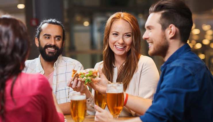 रेस्ट्रो-बार में पीते है बीयर तो यह खबर पढ़ आपको लग सकता है झटका
