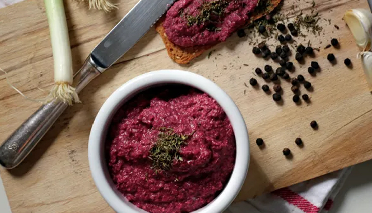 beetroot pesto sauce,hunger struck,food,recipe