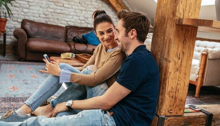 funny questions to ask your girlfriend,questions to ask from girlfriend,mates and me,relationship tips