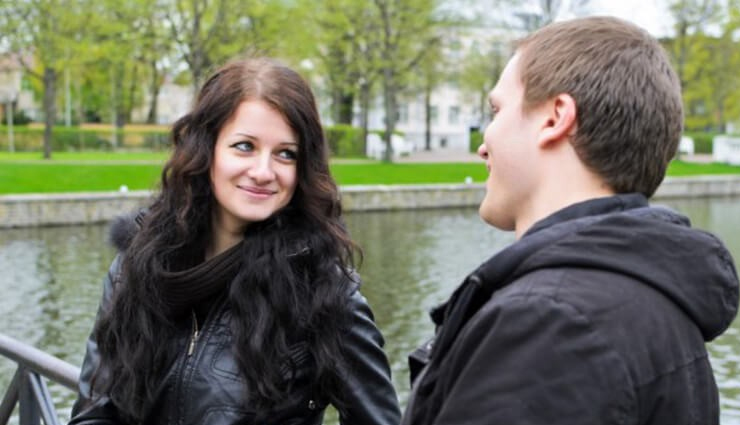 funny questions to ask your girlfriend,questions to ask from girlfriend,mates and me,relationship tips