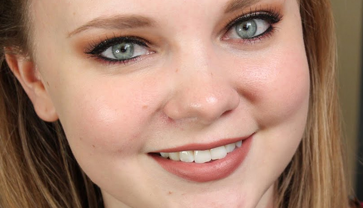 trending lipstick shades,lipstick shades for working women,lipstick shades,trendy lipsticks,beauty tips,beauty hacks,office lipstick  shades