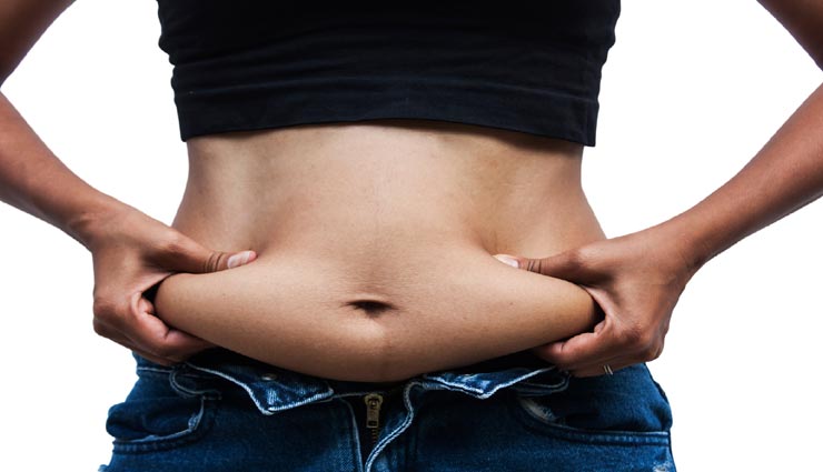 बैली फैट से कुछ ही दिनों में छुटकारा दिलाएगी ये 4 औषधियां, करे अपनी दिनचर्या में शामिल