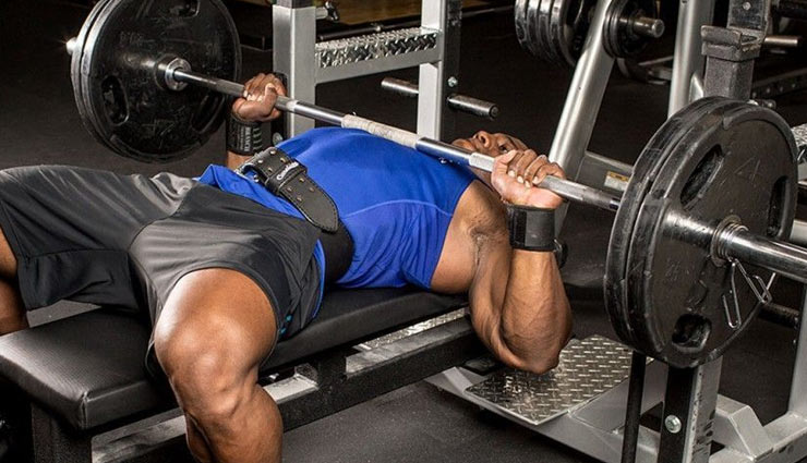 घर पर करने वाली एक्सरसाइज जिनकी मदद से पा सकतें है परफेक्ट बॉडी perfect chest,fitness,exercises,Health tips,healthy living