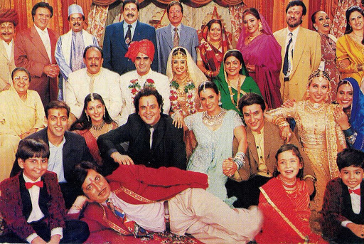 जॉइंट फेमिली है कई सुखों का संसार, फायदे जानकर आप भी रहेंगे इसके लिए आतुर joint family,benefits of joint family,family bond,relationship tips