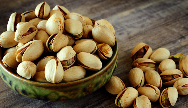 बुढ़ापे तक स्वस्थ रखने की ताकत रखता है पिस्ता, जानें इसके और भी फायदे