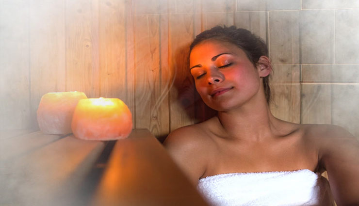 स्टीम बाथ तनाव के स्तर को कम करता है इसको लेने के और भी है फायदें