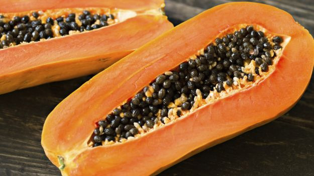beauty benefits of papaya,papaya for glowing skin,home made papaya face for wrinkle free skin,benefits of papaya,beauty tips,skin care tips