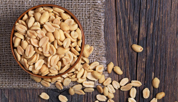 6 Proven Health Benefits of Eating Peanuts