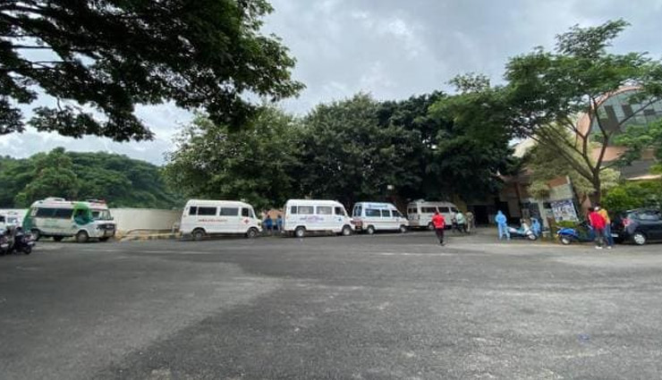 बेंगलुरु से सामने आया कोरोना वायरस का डरावना रूप,  श्मशान घाट में अंतिम संस्कार के लिए लगी लंबी लाइन