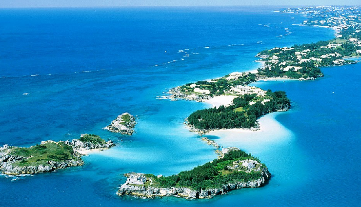 must-visit beaches worldwide,beaches to explore around the world,top global beach destinations,best beaches for travel enthusiasts,world most stunning beaches,beach exploration destinations,tropical paradises to visit,famous beaches across the globe,traveling to iconic beaches,beach destinations for wanderlust