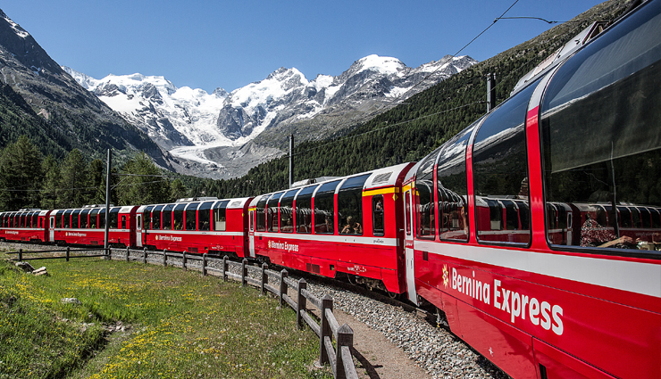train journeys,beautiful train journeys,rain journeys around the world,travel
