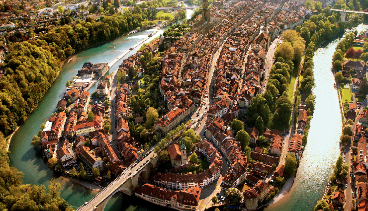 switzerland must-see attractions,matterhorn circuit trek,chateau de chillon castle visit,jet deau fountain geneva,kapellbrucke lucerne,zentrum paul klee museum bern,fraumunster church zurich,rheinfall waterfall experience,st. gallen university town exploration,bern old town unesco site,fotomuseum winterthur photography,lindenhof hill zurich history,lokremise st. gallen cultural events,swiss travel destinations,alpine adventures switzerland,historic landmarks switzerland,swiss cultural heritage,outdoor activities switzerland,top tourist attractions switzerland,swiss museum visits