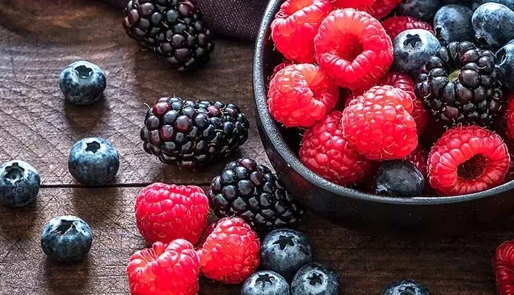 fibre health benefits,soluble vs insoluble fibre,fibre-rich foods,high fibre diet,importance of fibre,fibre for digestion,fibre and weight loss,fibre for heart health,benefits of dietary fibre,best foods high in fibre