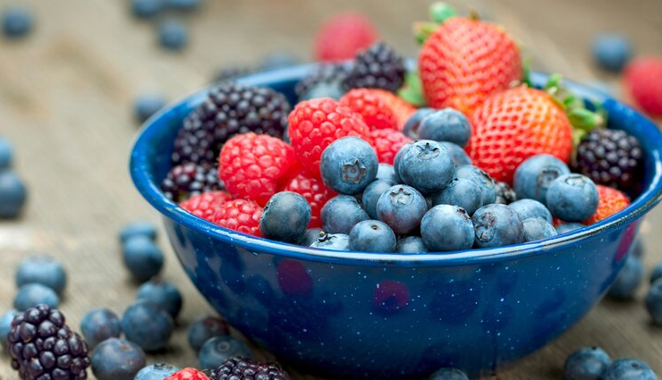 uric acid-reducing foods,foods to lower uric acid levels,healthy diet for reducing uric acid,uric acid-friendly foods,natural remedies for high uric acid,uric acid-lowering diet,foods that reduce uric acid in the body,uric acid management through diet,nutritious foods to lower uric acid levels,incorporating uric acid-reducing foods into your meals