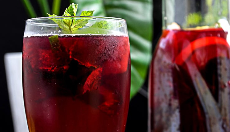 refreshing summer drinks,healthy summer beverages,beat the heat with drinks,summer drink recipes,nutritious summer drinks,hydrating drinks for summer,refreshing beverage ideas,cool summer drink ideas,healthy drink options for summer,summer thirst quenchers
