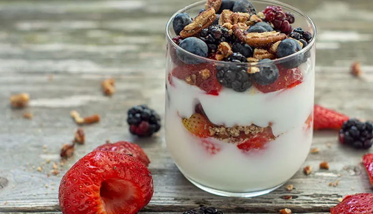 weight loss berry recipes,berry breakfast smoothie recipe,healthy berry quinoa salad,berry chia pudding recipe,baked berry oatmeal,berry yogurt parfait,weight loss journey recipes,low-calorie berry recipes,fiber-rich berry dishes,antioxidant berry meals,nutritious berry recipes,berry-based weight loss,healthy breakfast with berries,berry snacks for weight loss,high fiber berry recipes,low calorie berry desserts,natural sweet berry recipes,protein-rich berry recipes,weight management berries,berry meals for diet