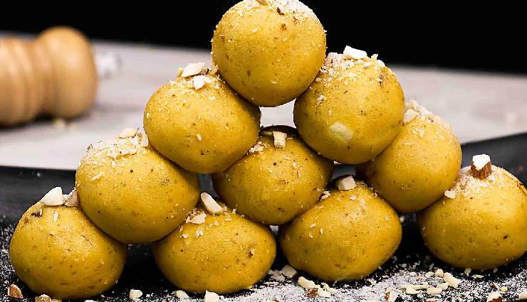 besan ke laddu,besan ke laddu ingredients,besan ke laddu recipe,besan ke laddu sweet dish,besan ke laddu delicious,besan ke laddu home,besan ke laddu halwai