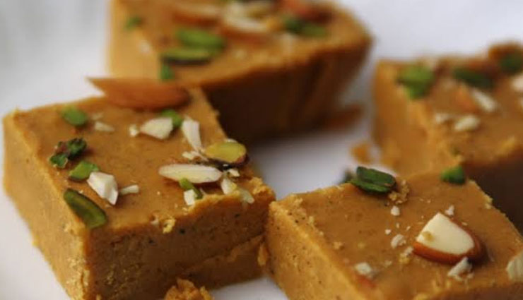 besan ki barfi,barfi recipe,sweets recipe,besan recipe
