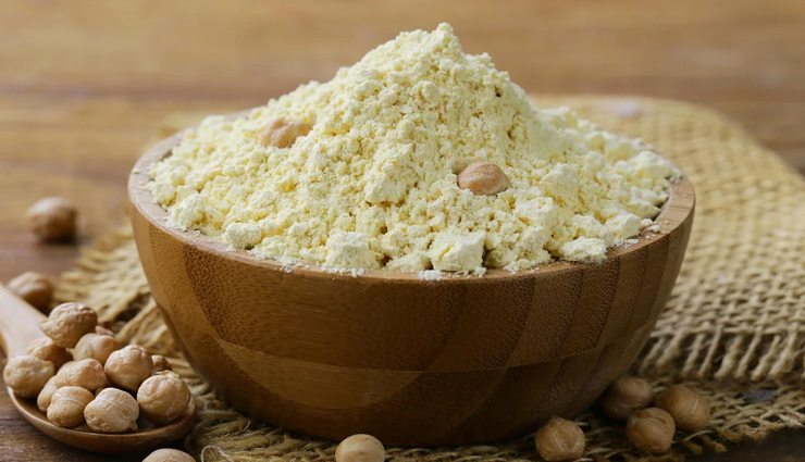 8 Benefits of Using Besan For Hair and Skin