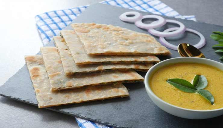 लॉकडाउन रेसिपी : ब्रेकफास्ट का बेहतरीन ऑप्शन बनेगा 'बेसनी प्याज परांठा'