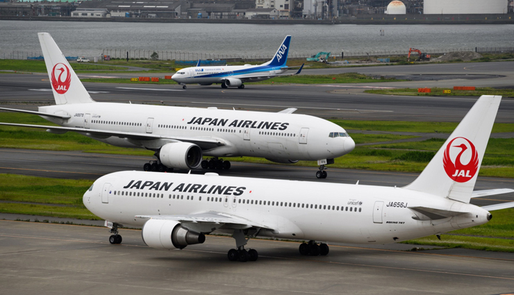 world best airlines to travel in,world best airlines,qatar airways,singapore airlines,emirates airlines,japan airlines,cathay pacific airways,air france