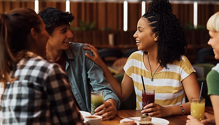 11 Tips To Never Run Out of Things To Say and Be The Best Conversationalist Around