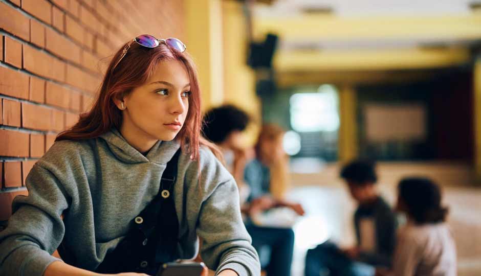 8 Things To Do When Your Best Friend Ignores You