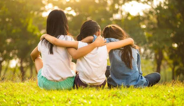 crazy things to do with best friends,best friends tips,relation tips,friendship tips