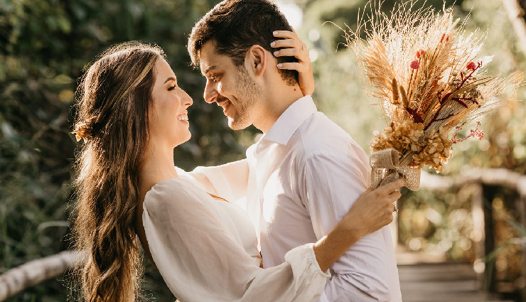 be a better boyfriend,qualities of a good boyfriend,improve your relationship,how to treat your girlfriend right,show respect in a relationship,enhance romantic relationships,communicate with your partner,boyfriend relationship tips,support your girlfriend’s growth,maintain romance in relationships,boyfriend advice,understanding your partner,relationship improvement tips,how to be the best boyfriend,building a happy relationship