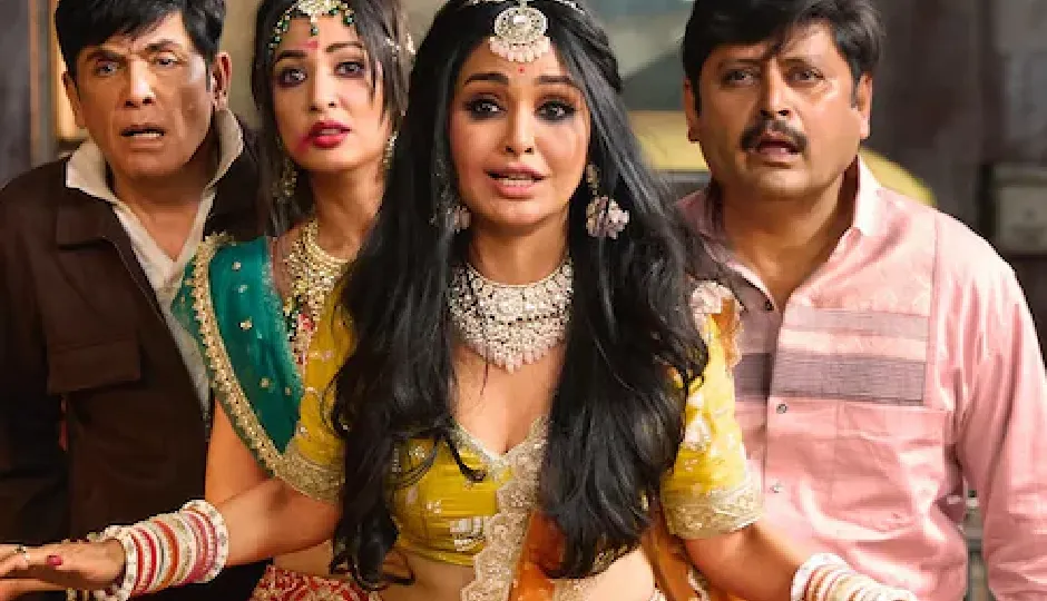 ‘भाबीजी घर पर हैं’ फिल्म सेट पर हुआ था बड़ा हादसा, बाल-बाल बचे आसिफ शेख और रवि किशन