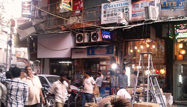 markets of delhi to buy electronics,holidays,travel,tourism