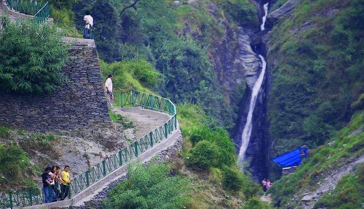 waterfalls to visit in india,best waterfalls in india,amazing waterfalls in india,famous waterfalls in india,top indian waterfalls,must-visit waterfalls in india,indian waterfall destinations,monsoon waterfalls in india,scenic waterfalls india,popular waterfalls india