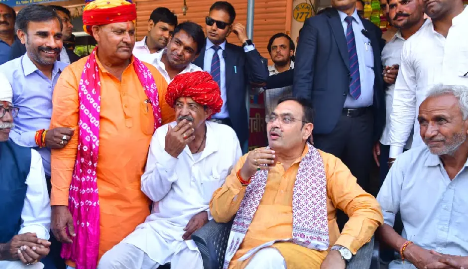 holi 2026 sanganer,cm bhajanlal sharma holi,sanganer assembly festival,holi celebration rajasthan,political message holi 2026,cm addresses workers,opposition criticism cm,women health initiatives rajasthan,sanganer local development,cm informal interaction