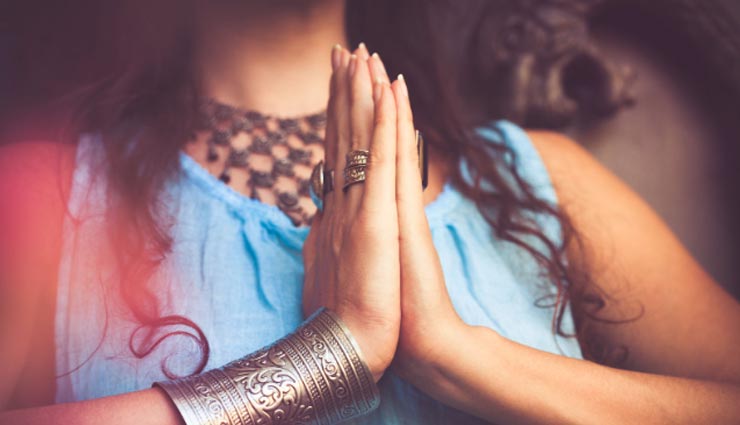 पूजा करते वक़्त अगर मन में रखेंगे ये भाव तो मिलेगा बुरा फल