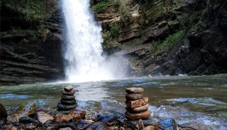 mukteshwar,tourist attractions in mukteshwar,holidays in mukteshwar,mukteshwar tourist place,holidays in mukteshwar