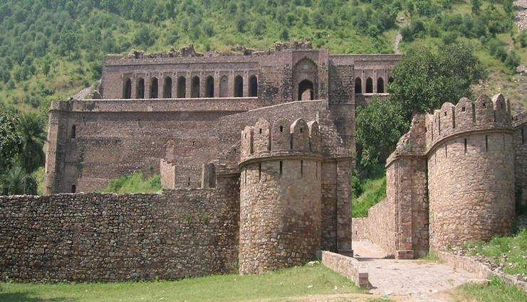 best haunted forts in india,holidays,travel,tourism
