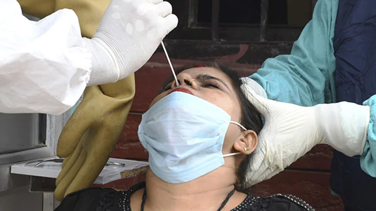 देश में 10 लाख कोरोना मरीज, अनलॉक होते ही भारत में बढे संक्रमित