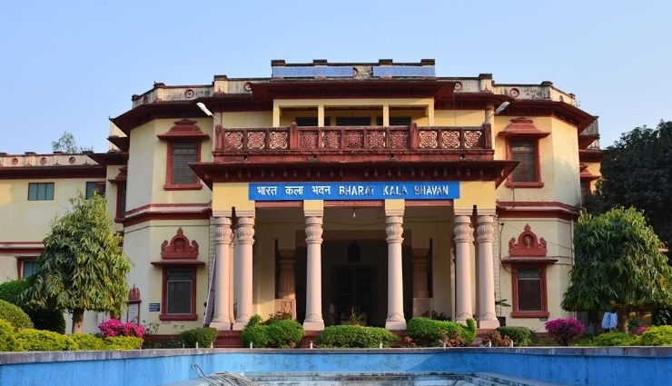 varanasi,things tourist must do in varanasi,uttar pradesh,holidays,travel guide,travel tips