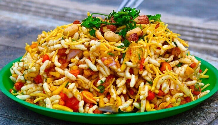 must-try street food in mumbai,mumbai street food guide,best street food in mumbai,famous mumbai street food,mumbai culinary tour,top street foods in mumbai,mumbai food adventure,iconic mumbai street dishes,street food in mumbai,misal pav mumbai,vada pav mumbai,ragda pattice mumbai,bhel puri and sev puri,pav bhaji mumbai,bombay sandwich street food,baida roti mumbai,pani puri mumbai,keema pav mumbai,frankie mumbai,mumbai food culture