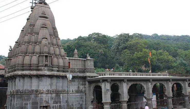 places to explore near pune,weekend getaways from pune,best places to visit near pune,top destinations near pune,pune nearby attractions,two-day trips near pune,family getaways near pune,pune travel guide,scenic spots near pune,pune weekend destinations