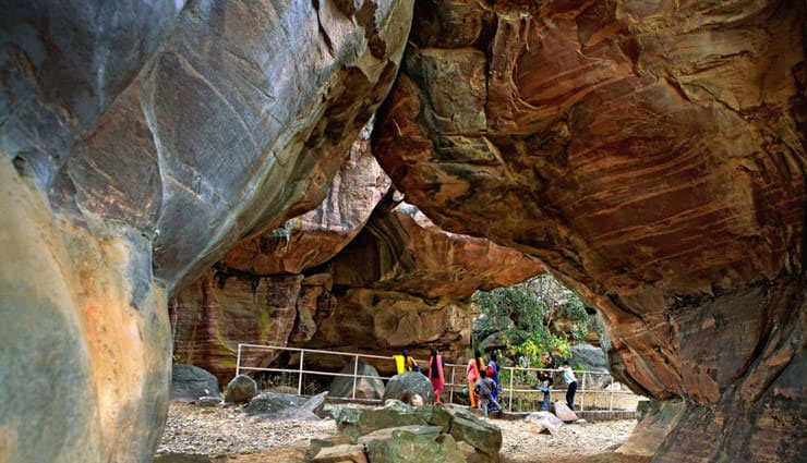 madhya pradesh,madhya pradesh tourism,madhya pradesh travel guide,tourist destination in madhya pradesh,madhya pradesh climate,best time to visit madhya pradesh,madhya pradesh temple,madhya pradesh famous temple,holidays,travel,travel guide