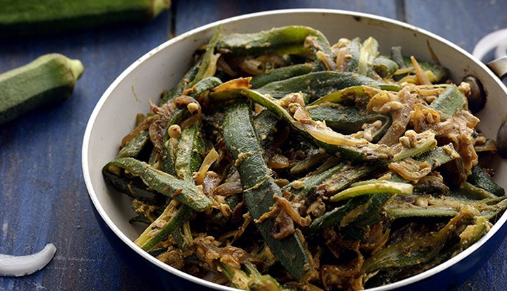 pyaz wali bhind,bhindi recipe,main course recipe,summer recipe,kids special recipe