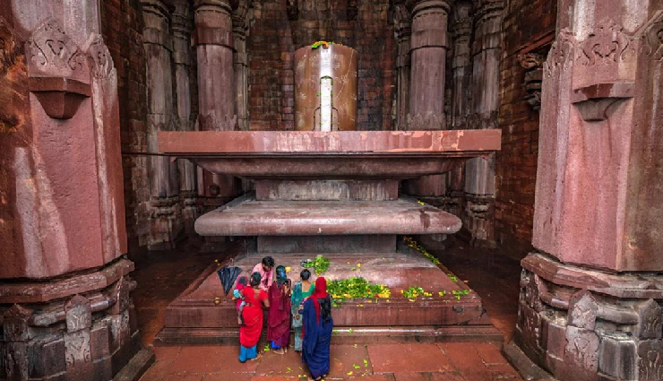 less known shiva temples,hidden shiva temples in india,offbeat shiva temples to visit,secret shiva temples in india,lesser-known lord shiva shrines,unexplored shiva temples in india,hidden gems of shiva worship,indias less visited shiva temples,underrated shiva temples to explore,secretive shiva sanctuaries in india