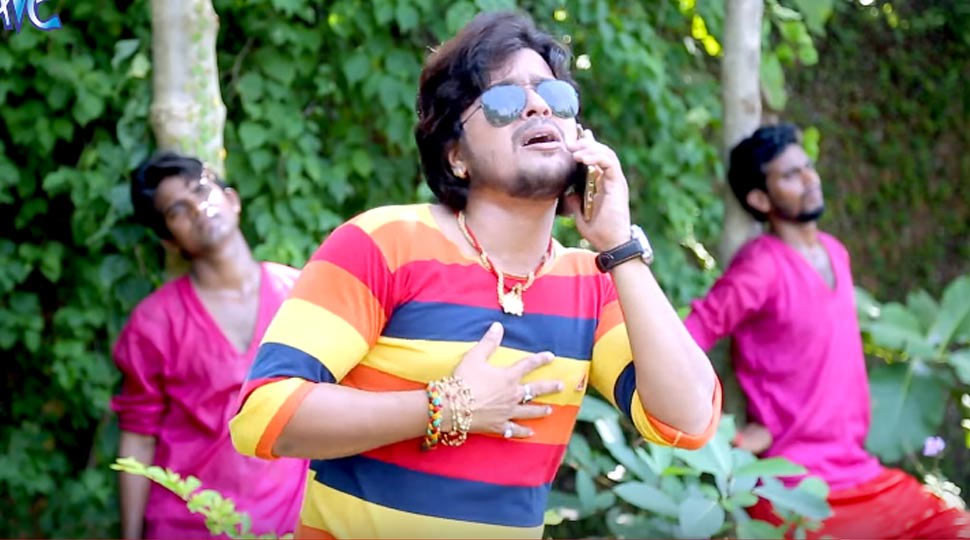 bollywood,bhojpuri song,viral video,neha dhupia,angad bedi