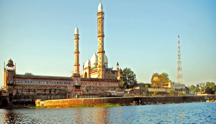 tourist places,indian tourist places,madhya pradesh tourist places,monsoon tourist places