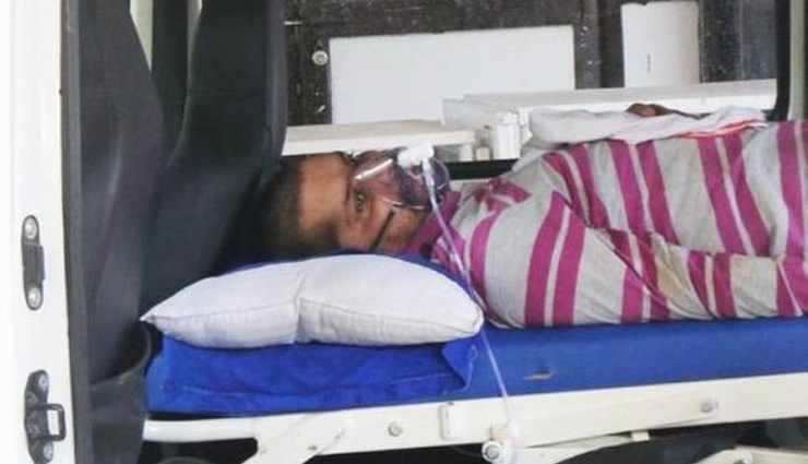 MP News: भोपाल में अस्पताल फुल, बाहर एंबुलेंस में मरीज ऑक्सीजन पर