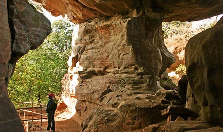 bhopal tourist attractions,city of lakes bhopal,must-visit places in bhopal,bhopal sightseeing spots,top attractions in bhopal,discovering bhopal charm,bhopal travel guide,explore the city of lakes bhopal,bhopal landmarks,best places to visit in bhopal