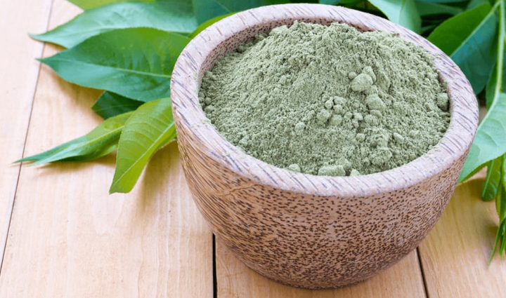 5 Most Amazing Benefits of Bhringraj Powder For Your Skin