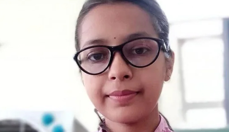 हॉस्टल में योग करते-करते बेहोश हुई BHU की छात्रा, अस्पताल में हुई मौत